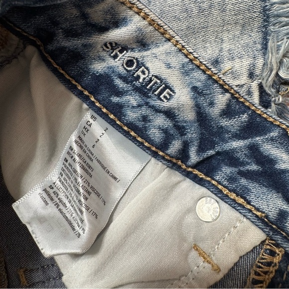 American Eagle Outfitters Shortie Jean Shorts Size 2 - Picture 6 of 6